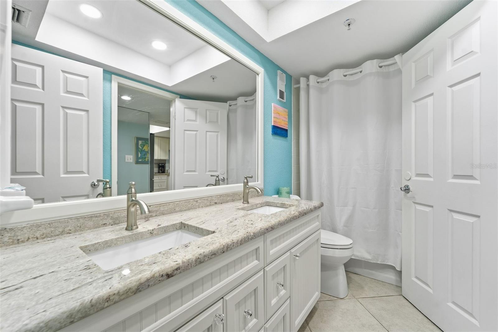 Image 19 of 36 For 17200 Gulf Boulevard 503