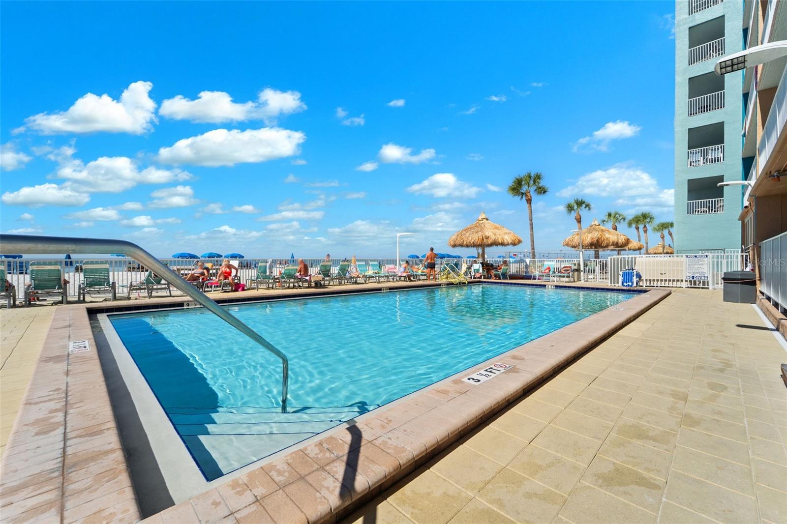 Image 28 of 36 For 17200 Gulf Boulevard 503