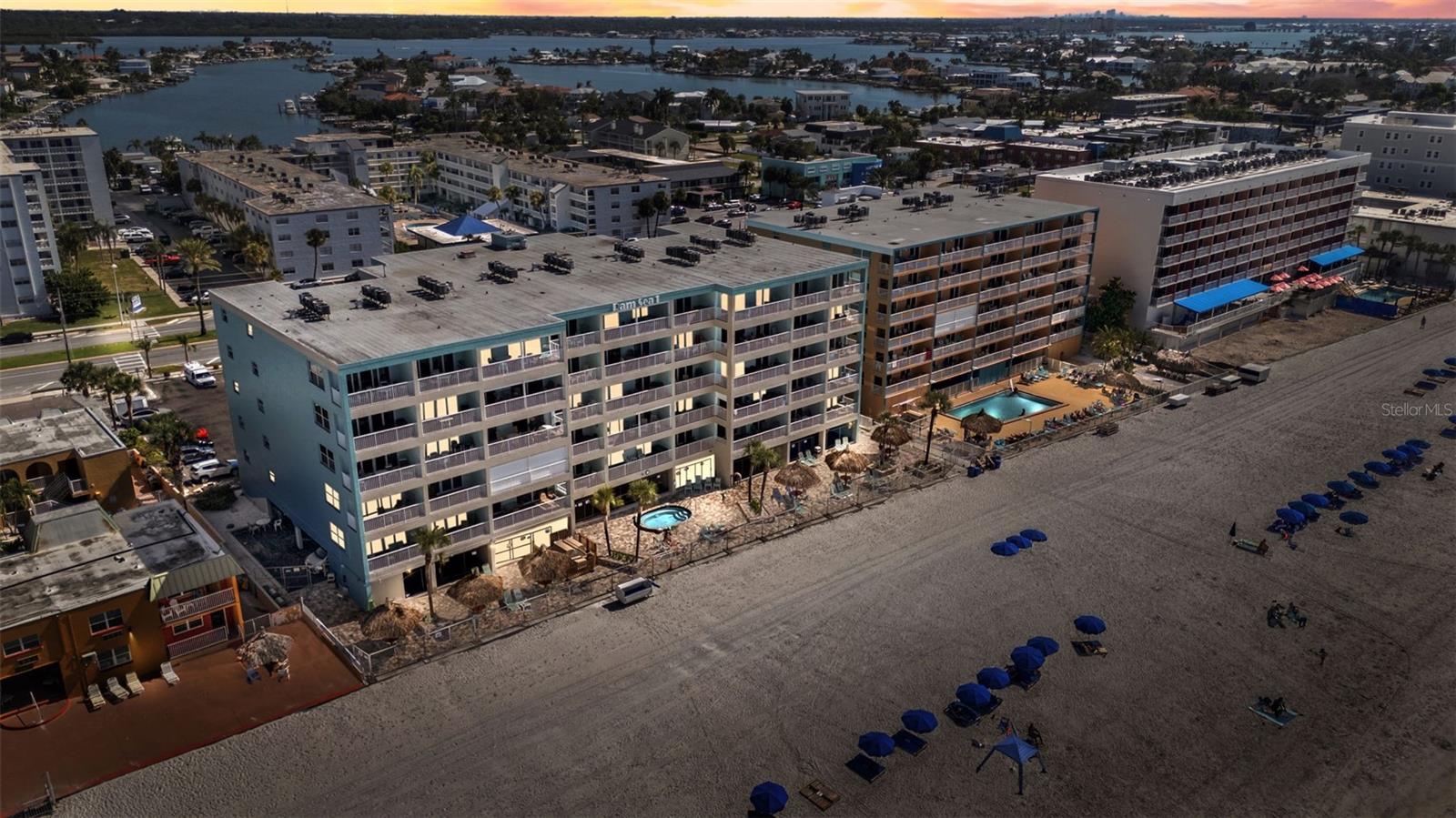 Image 35 of 36 For 17200 Gulf Boulevard 503