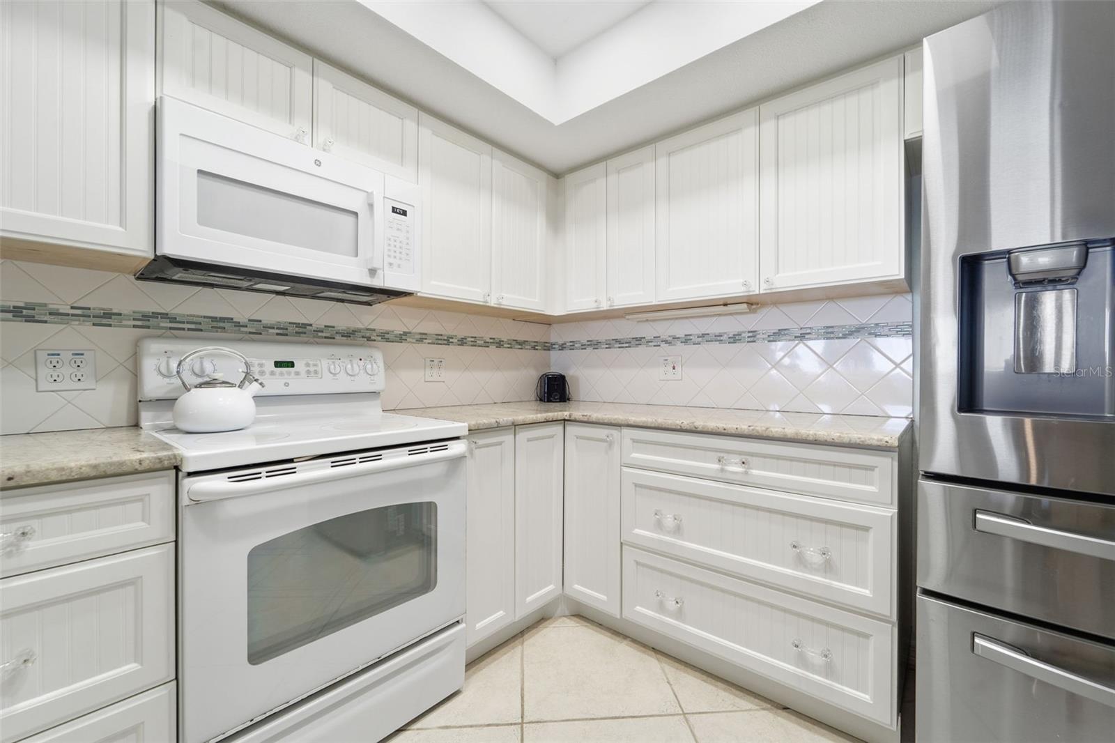 Image 9 of 36 For 17200 Gulf Boulevard 503