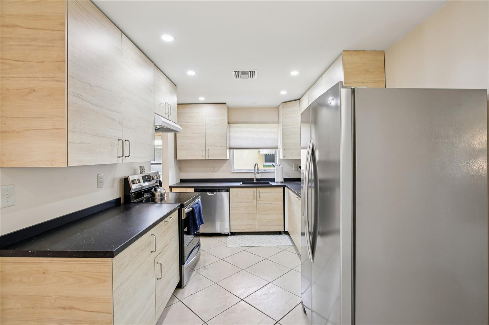 Image 10 of 23 For 1547 Andover Drive