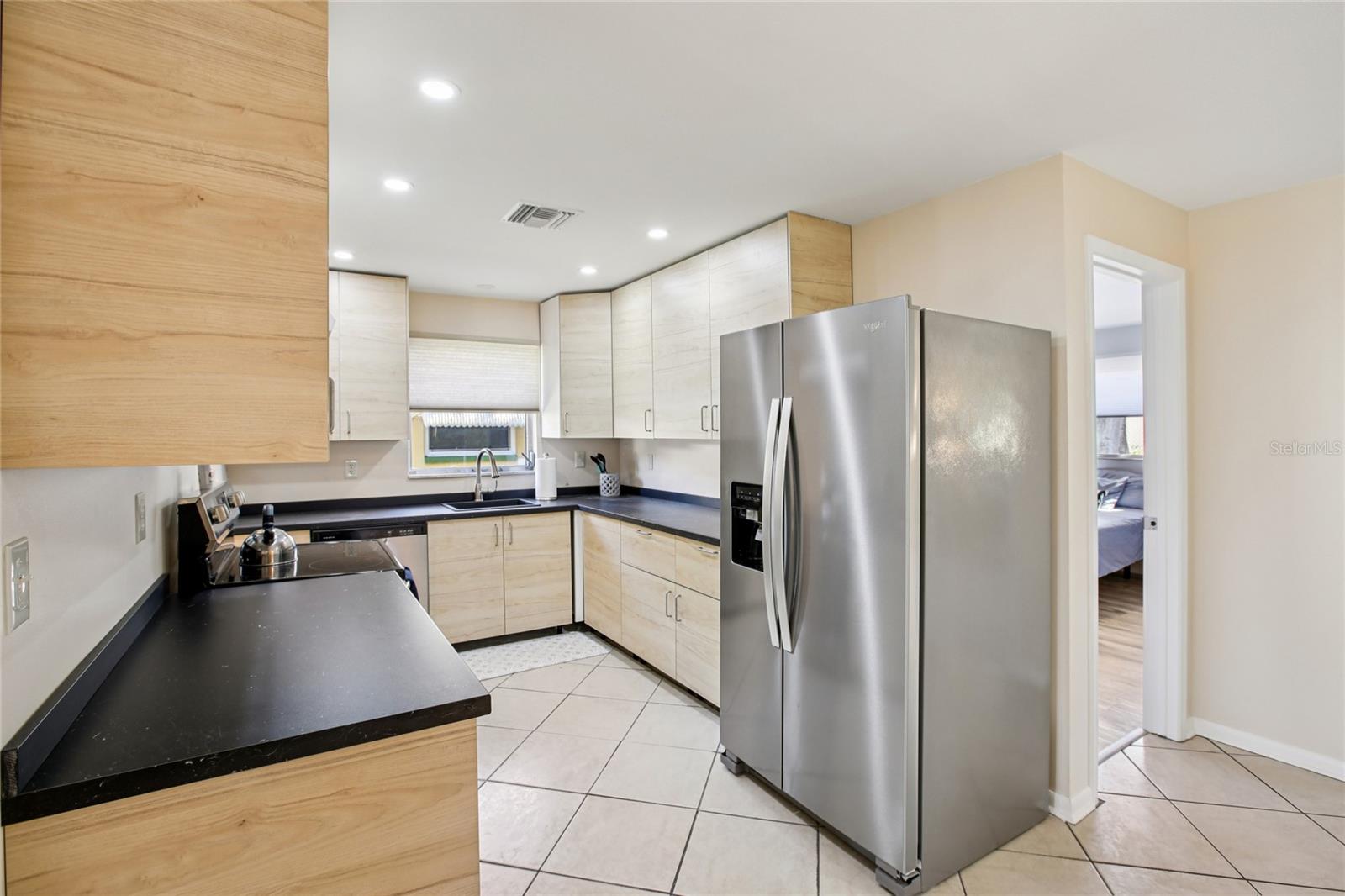 Image 4 of 23 For 1547 Andover Drive