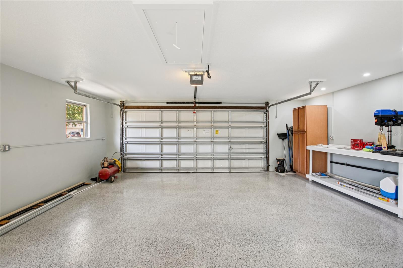 Image 6 of 23 For 1547 Andover Drive