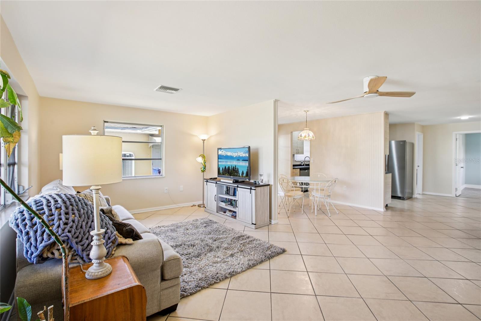 Image 9 of 23 For 1547 Andover Drive