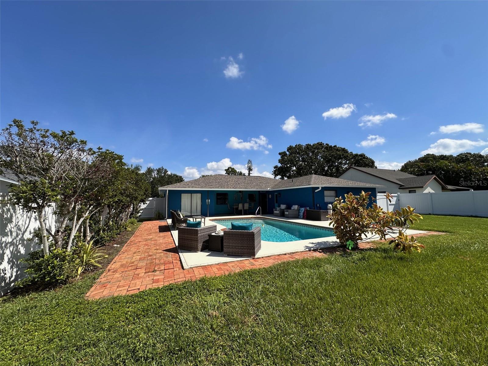 Image 21 of 100 For 914 Plum Tree Lane