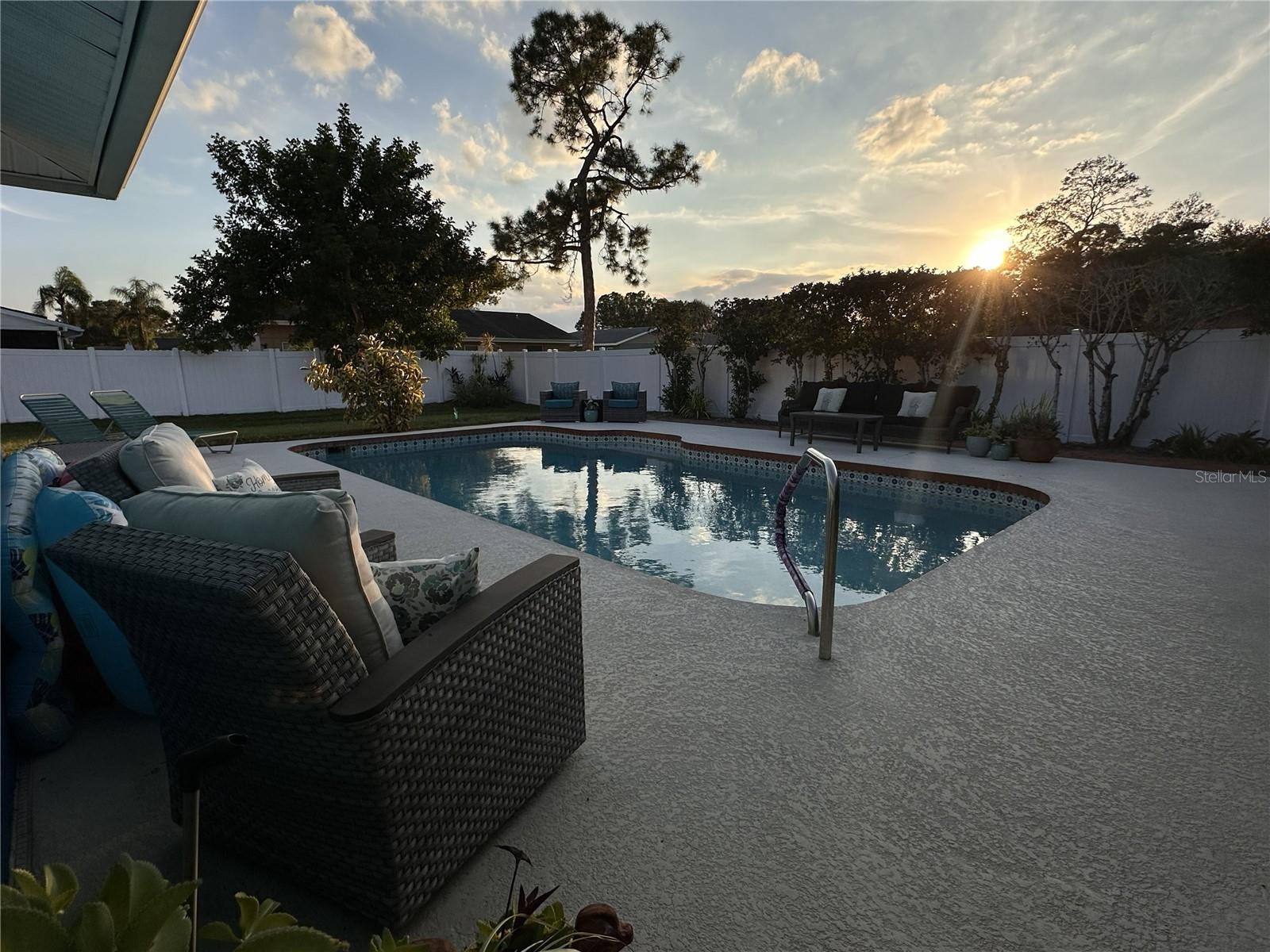 Image 43 of 100 For 914 Plum Tree Lane