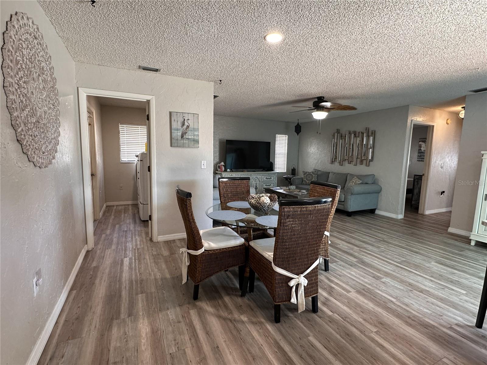 Image 47 of 100 For 914 Plum Tree Lane