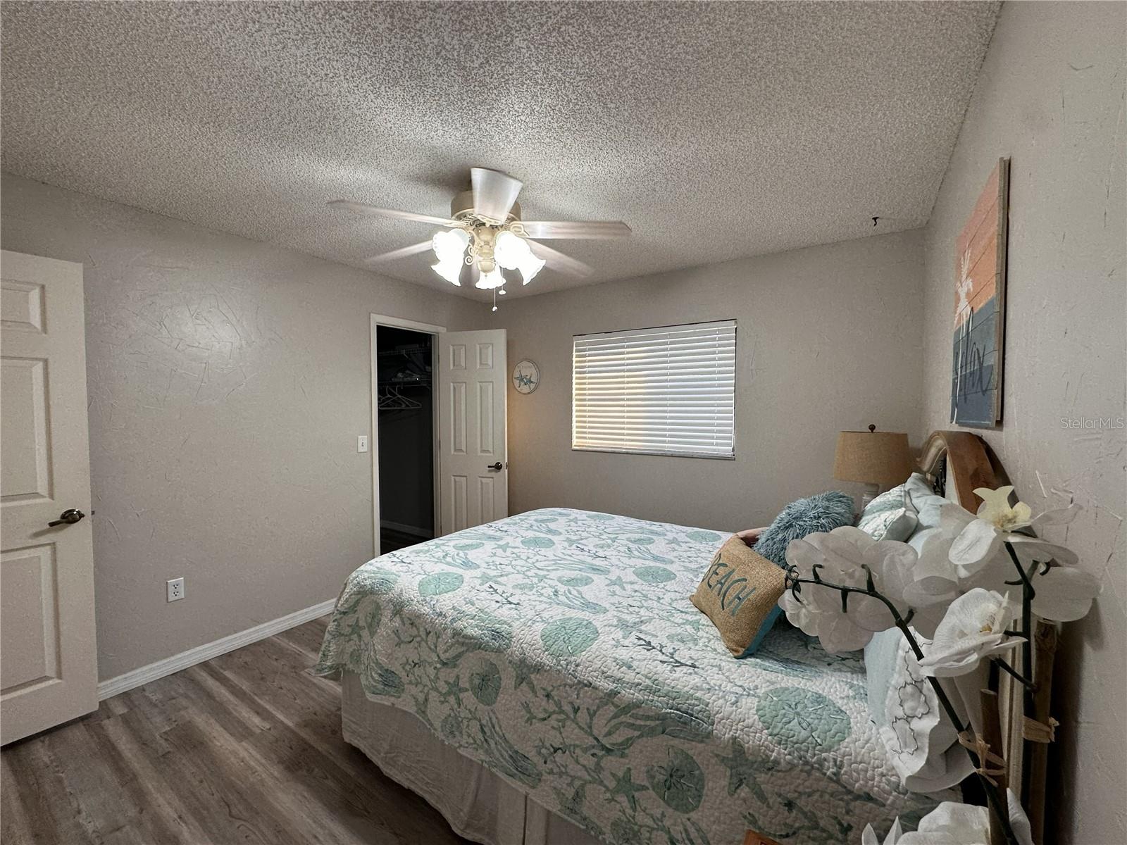 Image 89 of 100 For 914 Plum Tree Lane