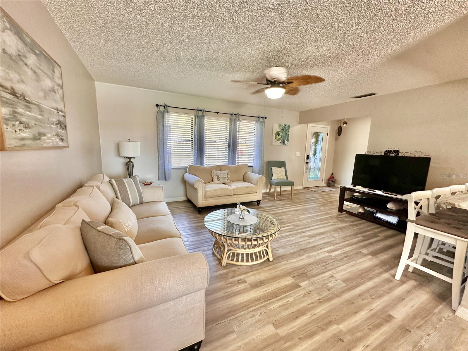 Image 94 of 100 For 914 Plum Tree Lane