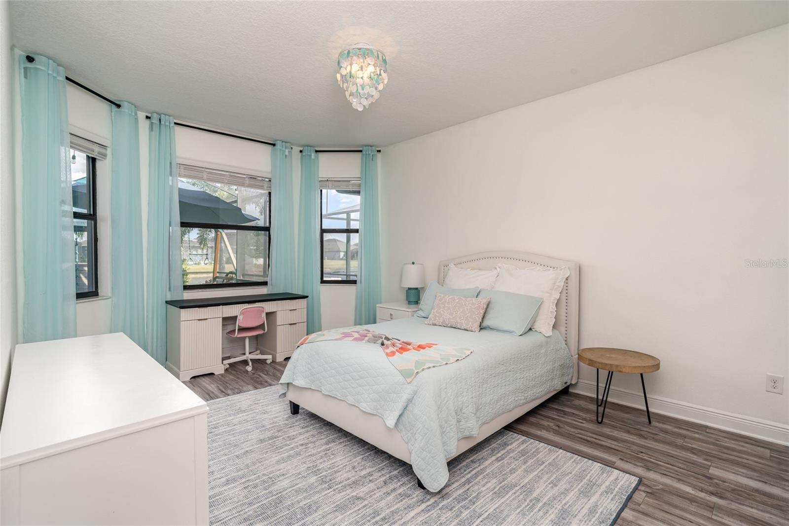 Image 22 of 29 For 11926 Sunburst Marble Road