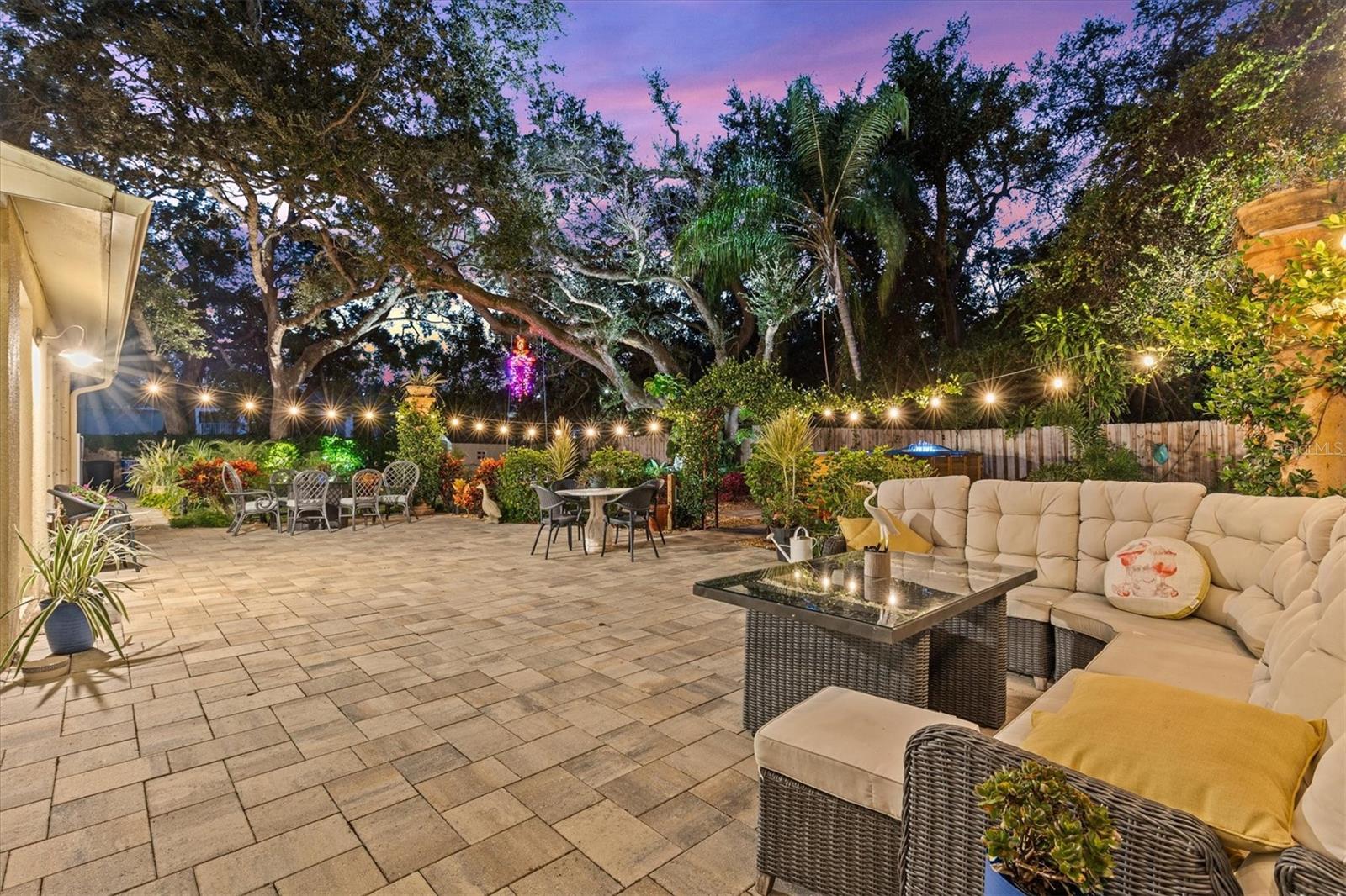 Image 16 of 78 For 606 New York Avenue