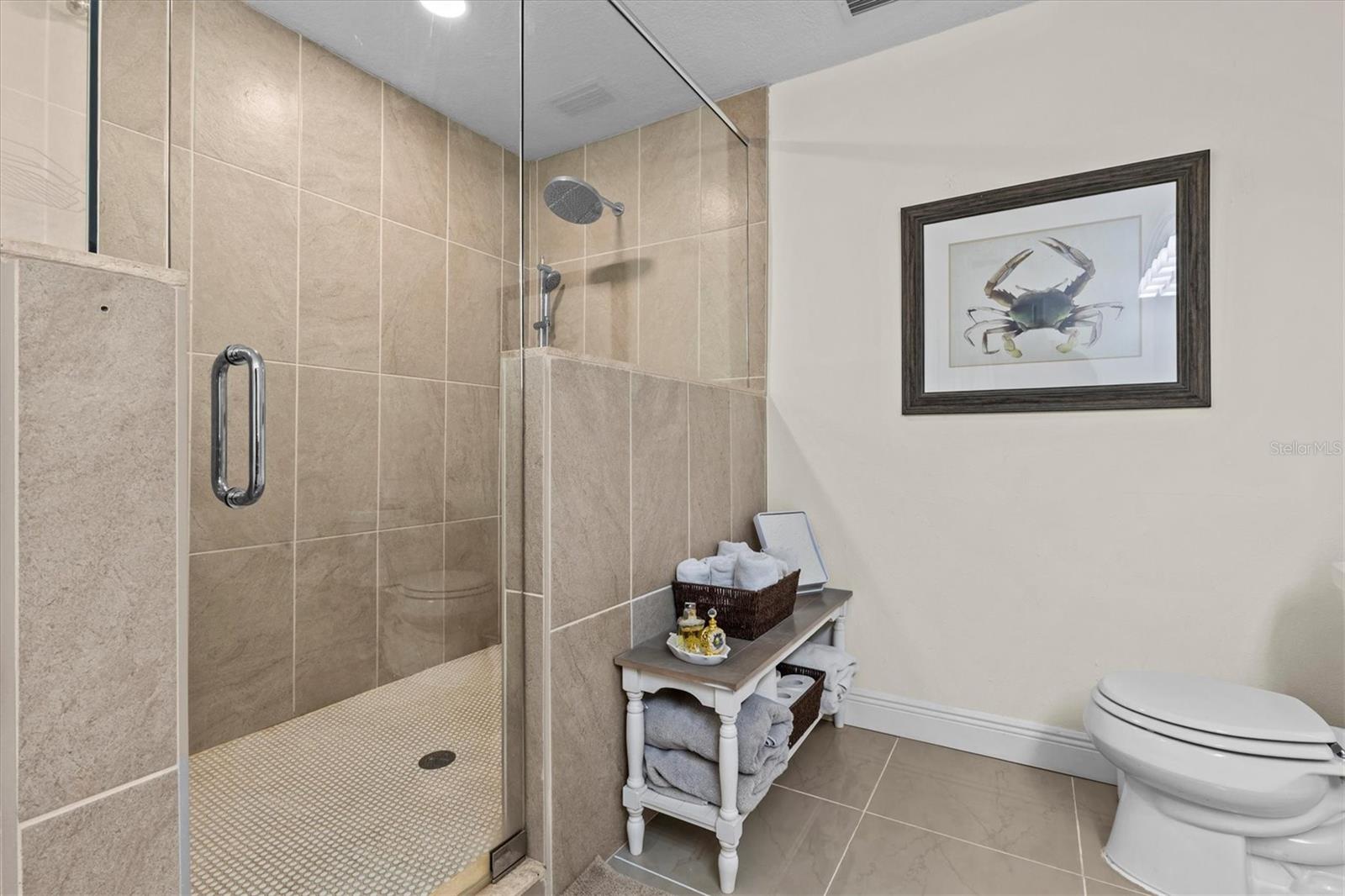 Image 41 of 78 For 606 New York Avenue