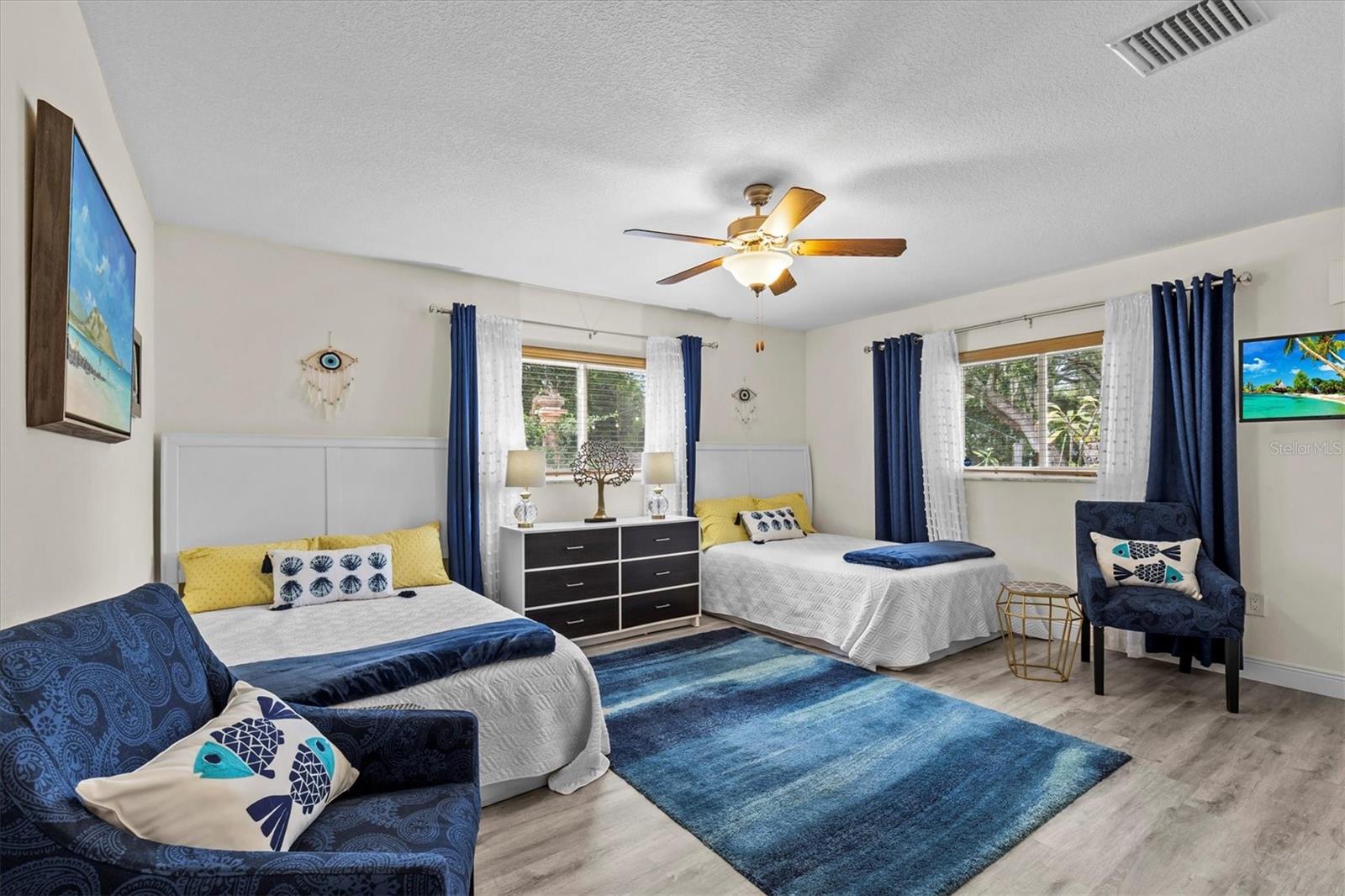 Image 49 of 78 For 606 New York Avenue