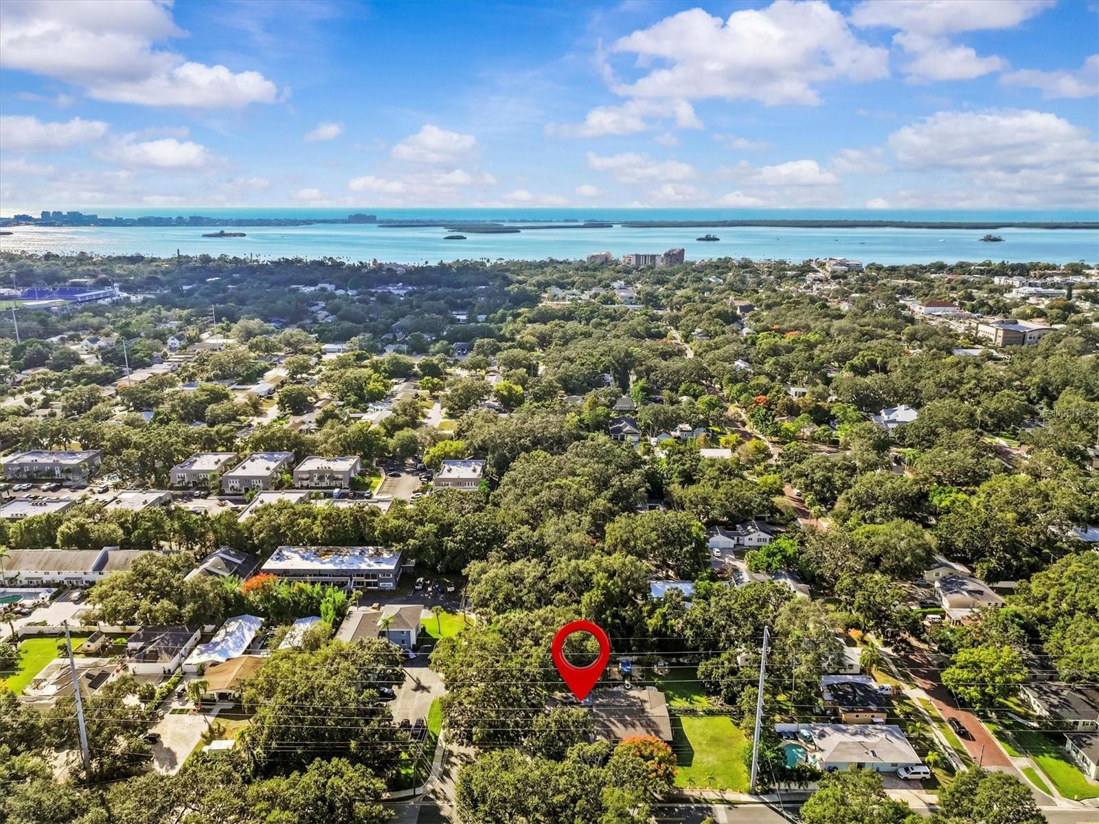 Image 5 of 78 For 606 New York Avenue