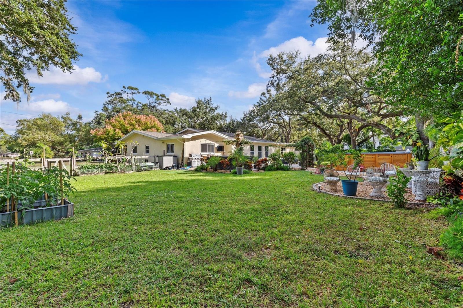 Image 57 of 78 For 606 New York Avenue