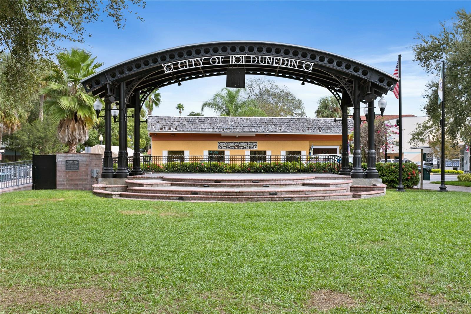 Image 67 of 78 For 606 New York Avenue