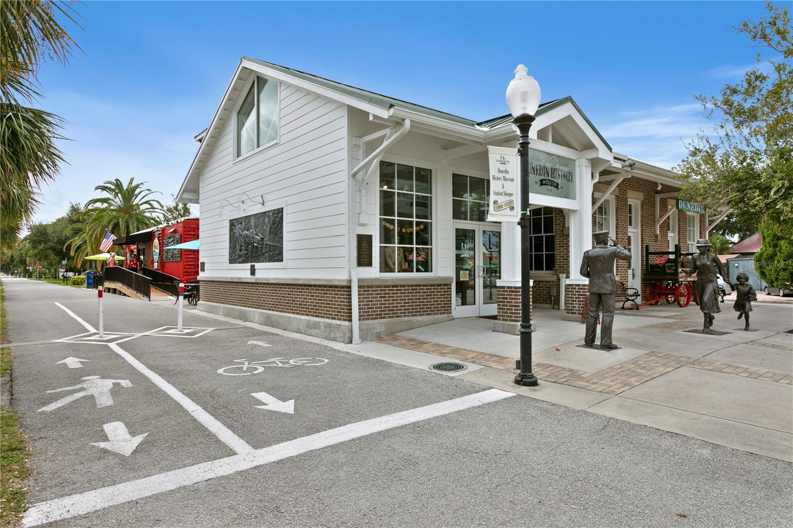 Image 69 of 78 For 606 New York Avenue