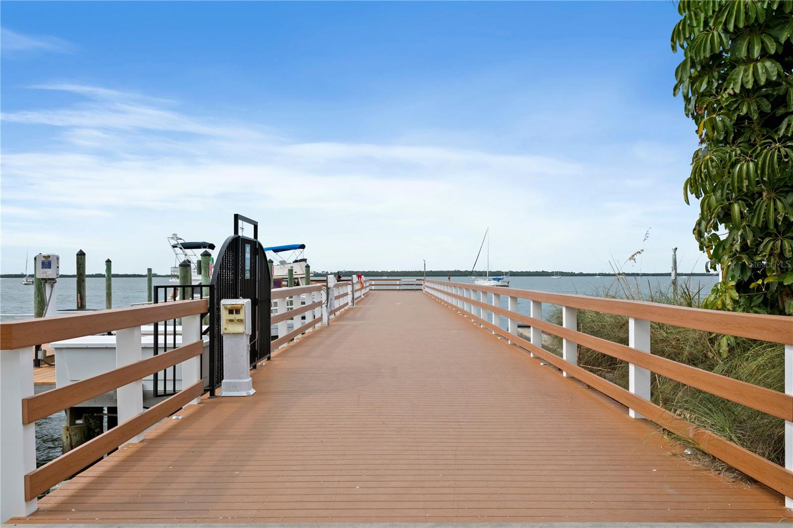 Image 75 of 78 For 606 New York Avenue