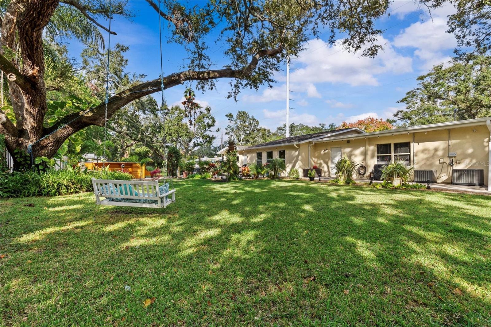 Image 8 of 78 For 606 New York Avenue