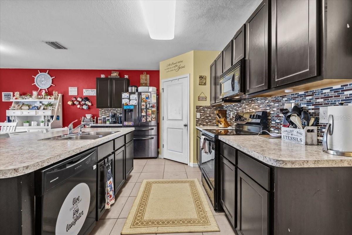 Image 7 of 24 For 10031 Geese Trail Circle