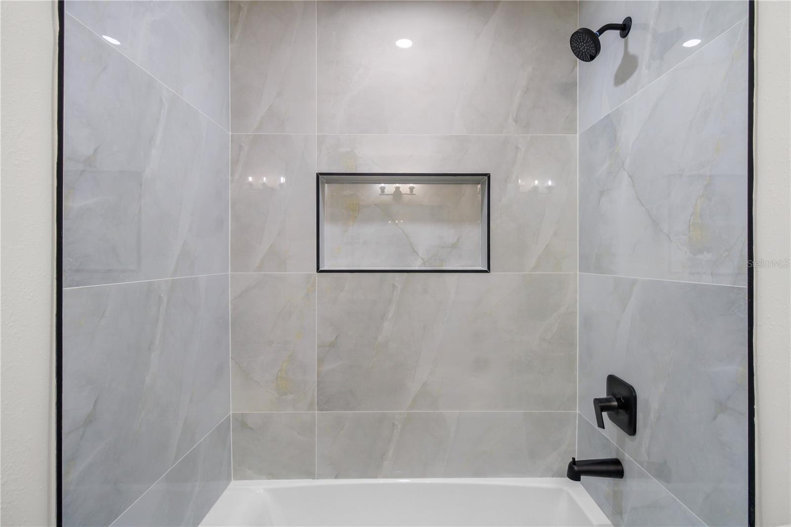 Image 22 of 31 For 1888 Springbush Lane