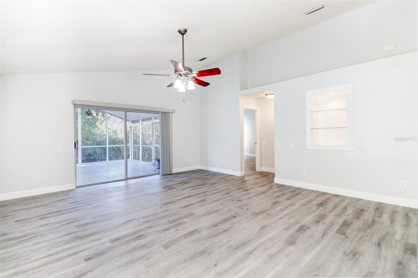 Image 14 of 42 For 29806 Morningmist Drive