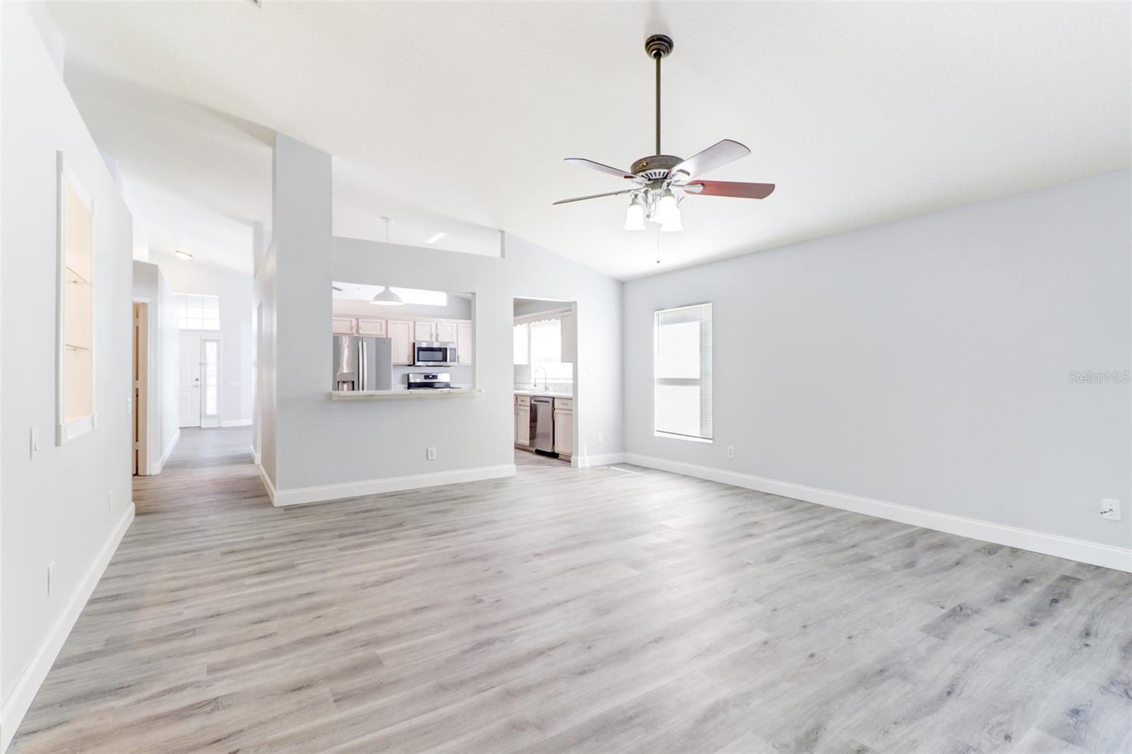 Image 16 of 42 For 29806 Morningmist Drive