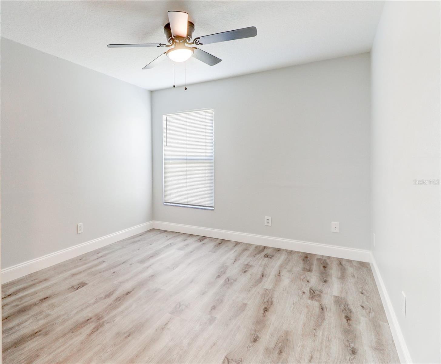 Image 31 of 42 For 29806 Morningmist Drive