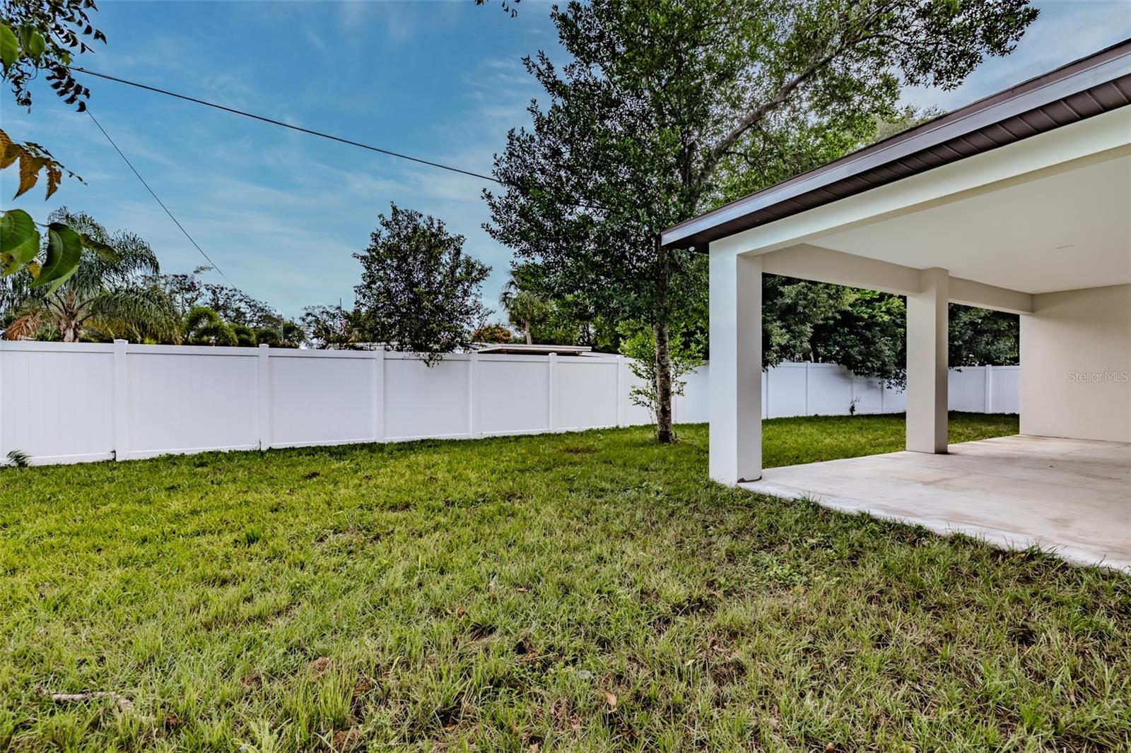 Image 36 of 42 For 7134 Maclura Drive