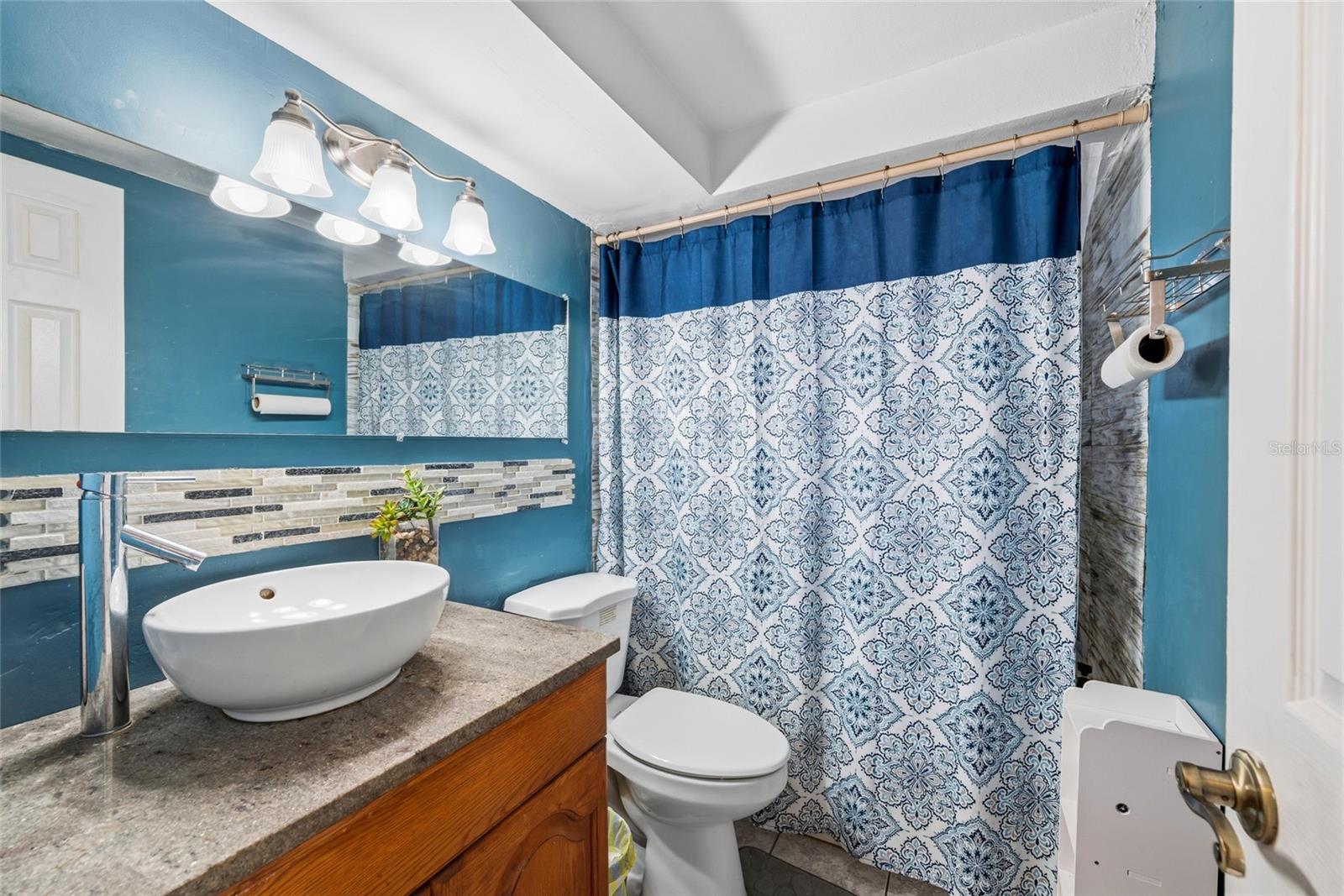 Image 18 of 28 For 5633 Andrea Drive