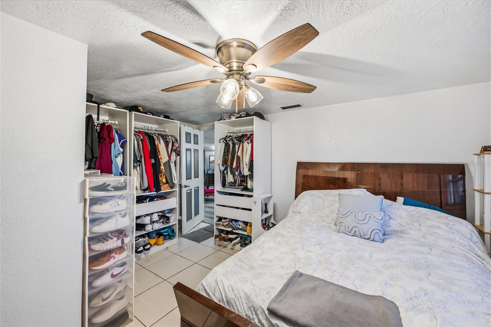 Image 23 of 28 For 5633 Andrea Drive