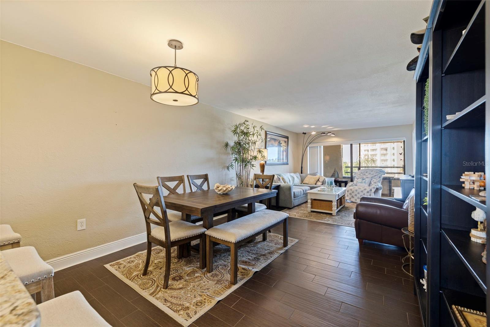 Image 13 of 36 For 106 1st Street E 315