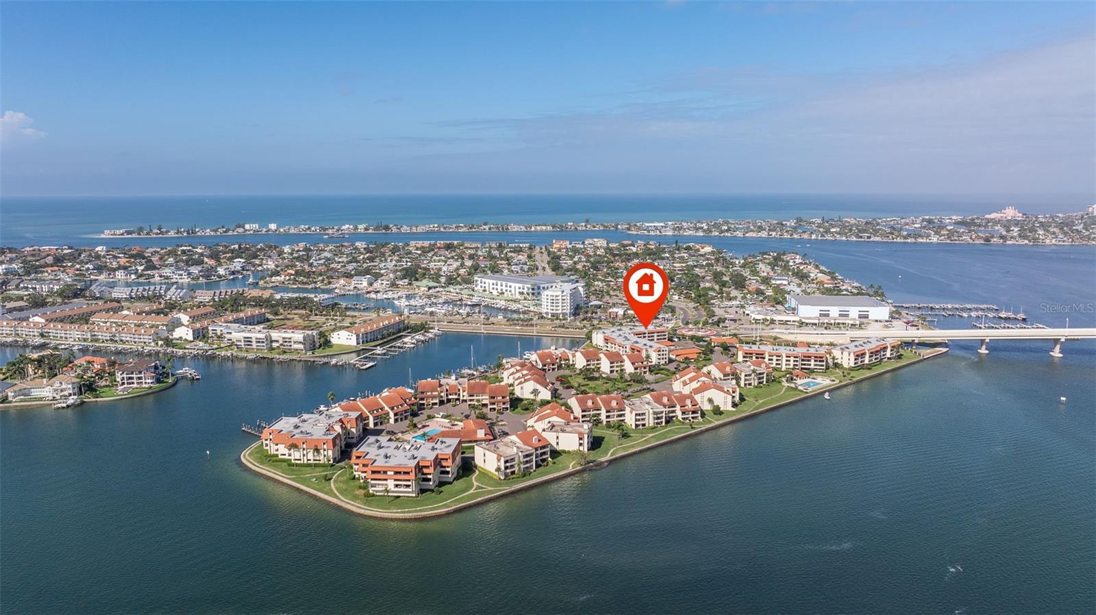 Image 3 of 36 For 106 1st Street E 315