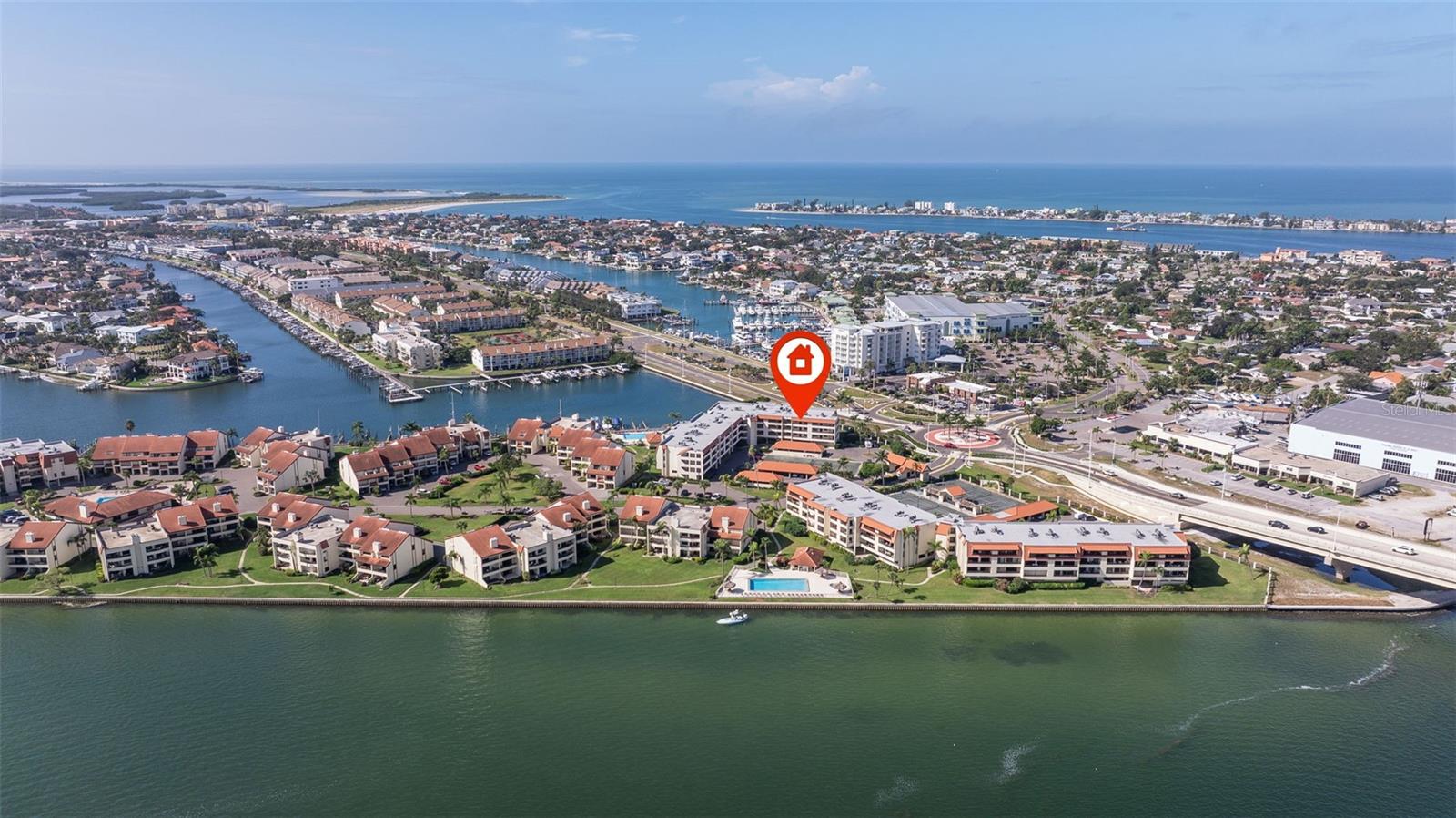 Image 33 of 36 For 106 1st Street E 315