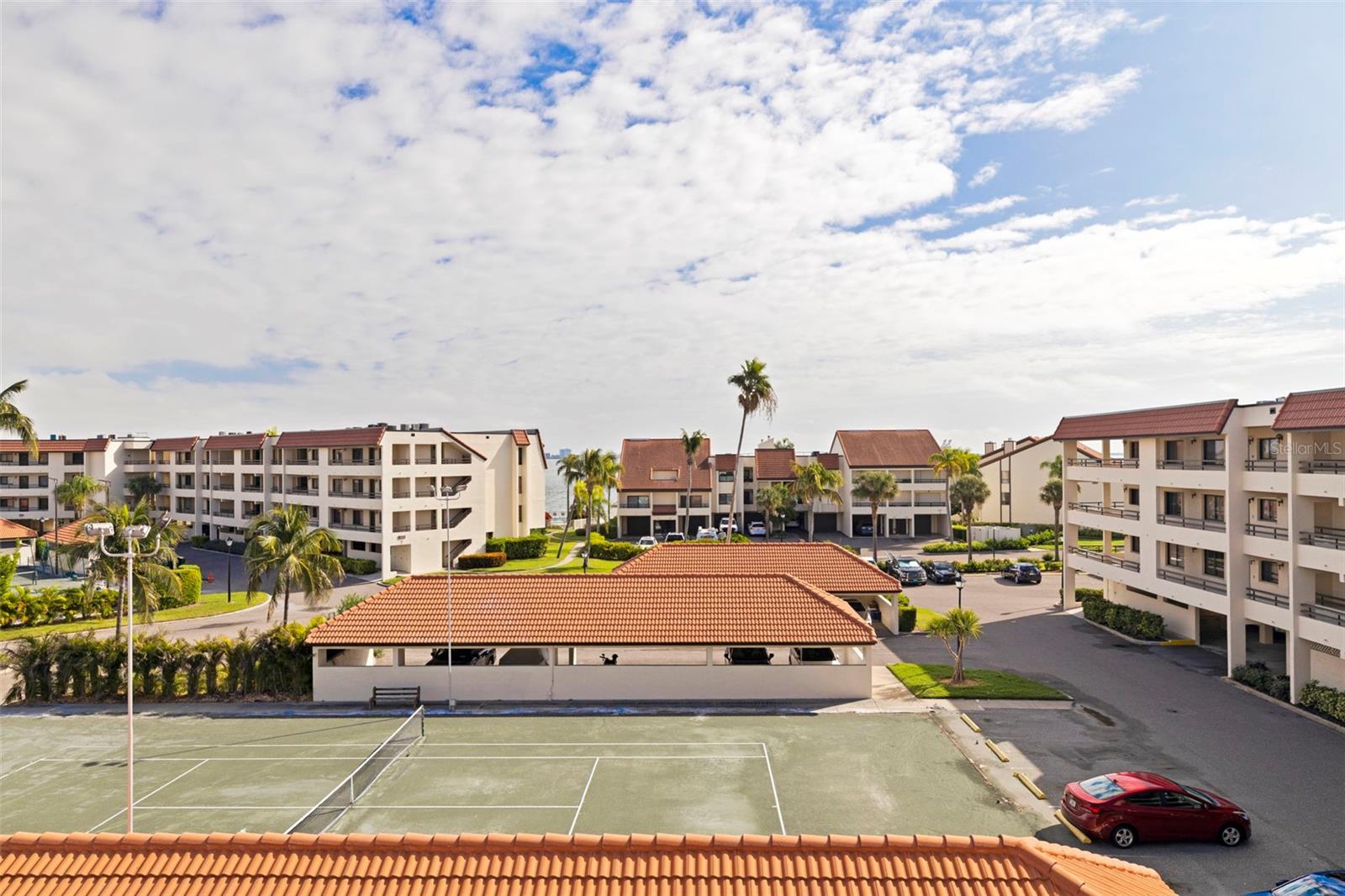 Image 6 of 36 For 106 1st Street E 315