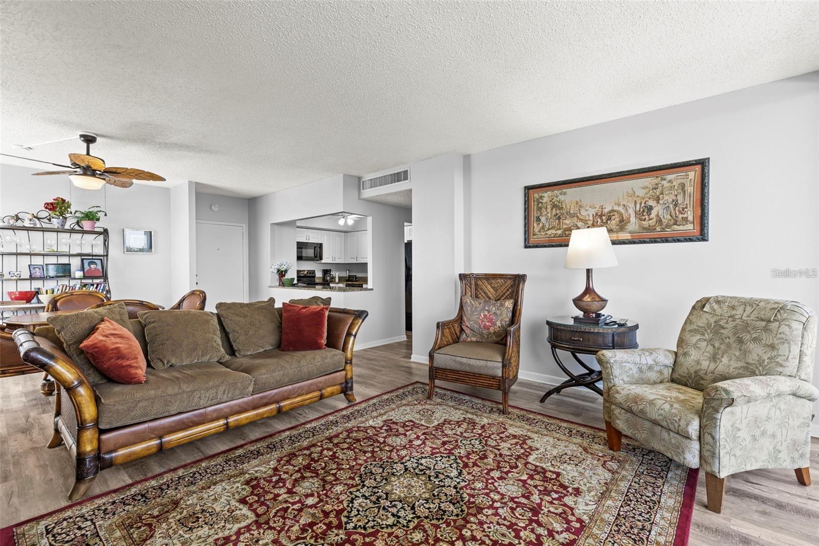 Image 7 of 19 For 30 Turner Street 704