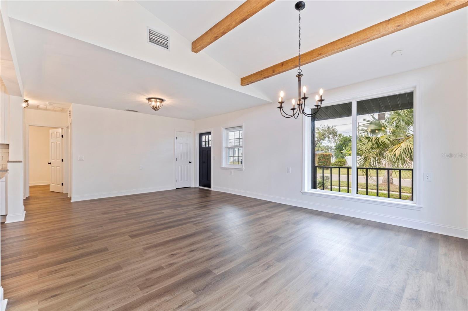 Image 16 of 58 For 100 82nd Avenue N