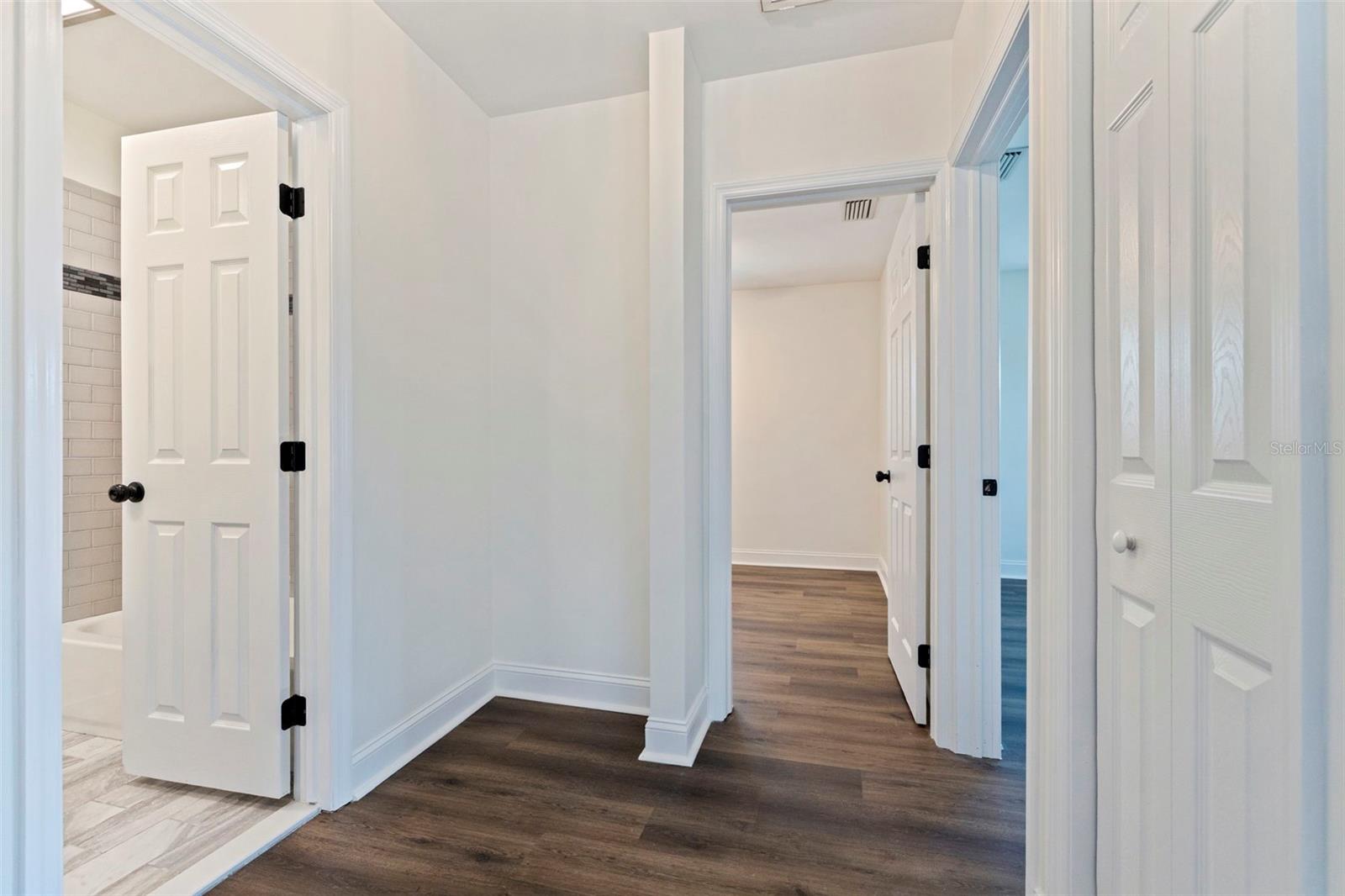 Image 17 of 58 For 100 82nd Avenue N