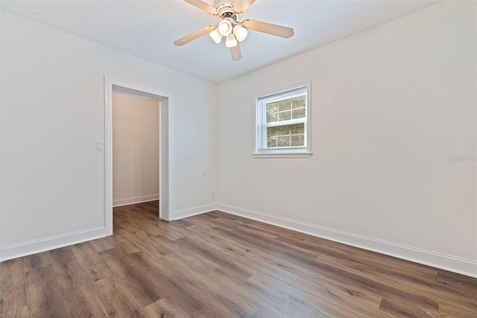 Image 18 of 58 For 100 82nd Avenue N