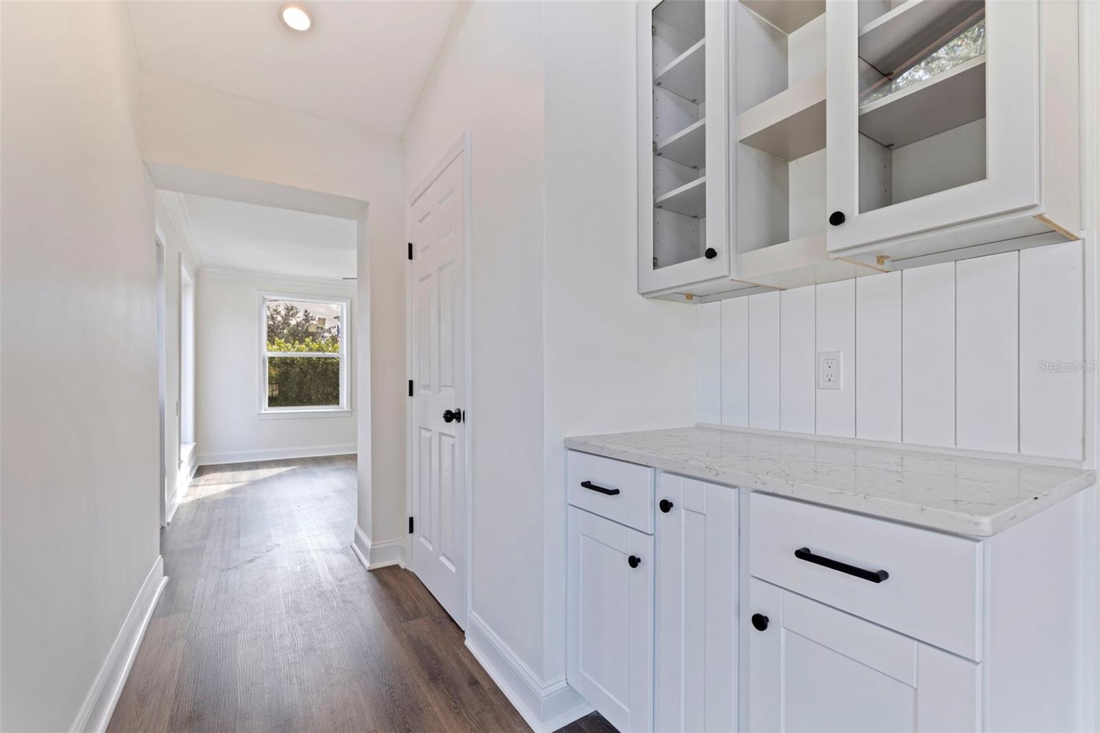 Image 23 of 58 For 100 82nd Avenue N