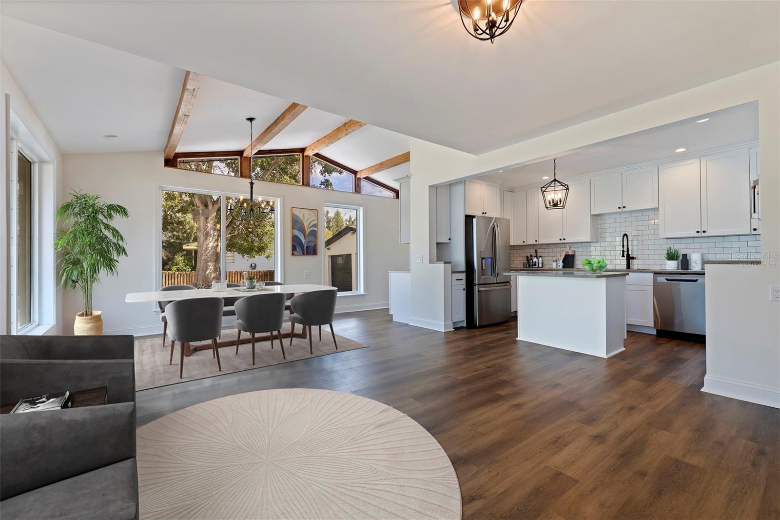 Image 6 of 58 For 100 82nd Avenue N