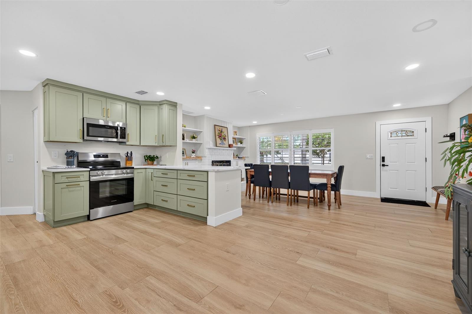 Image 15 of 42 For 336 87th Avenue Ne