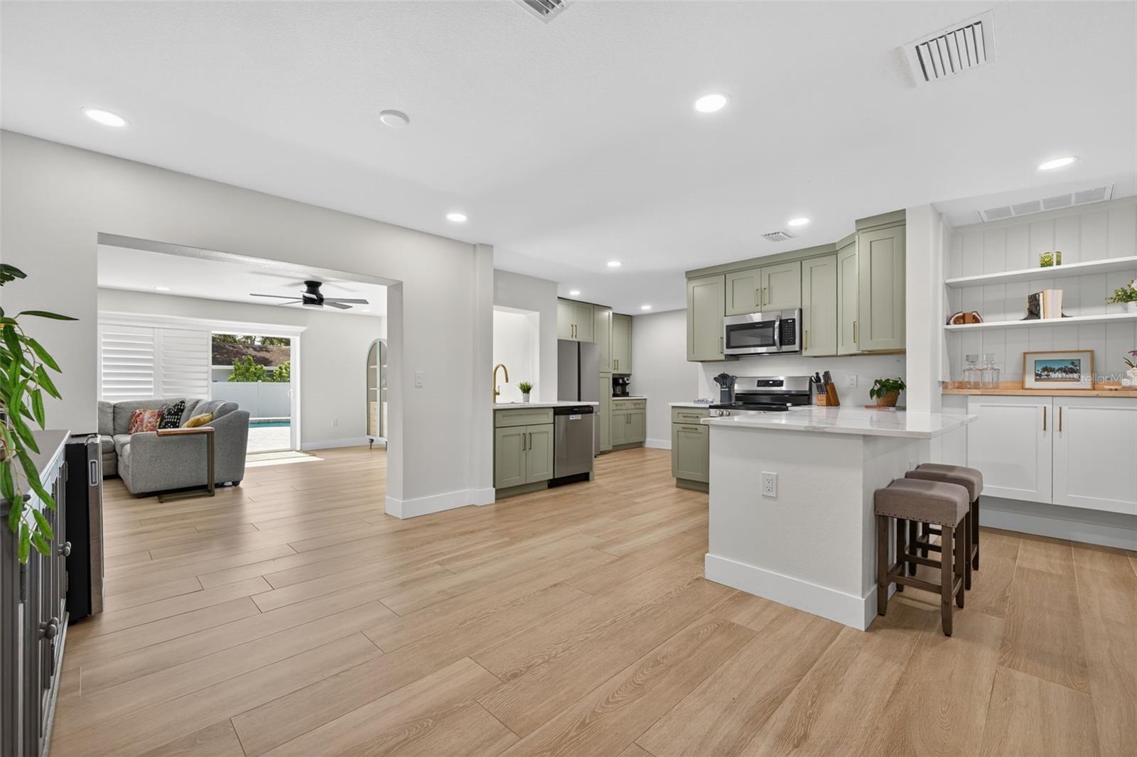 Image 18 of 42 For 336 87th Avenue Ne