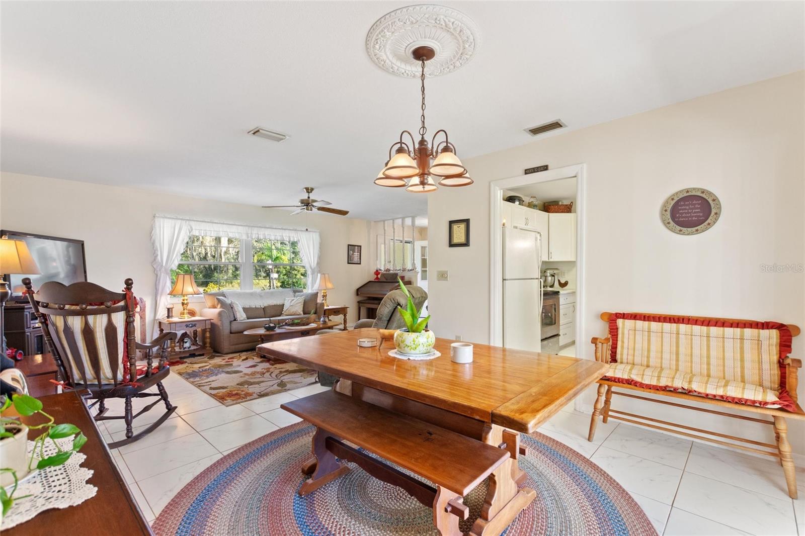 Image 14 of 84 For 2041 Allamanda Drive