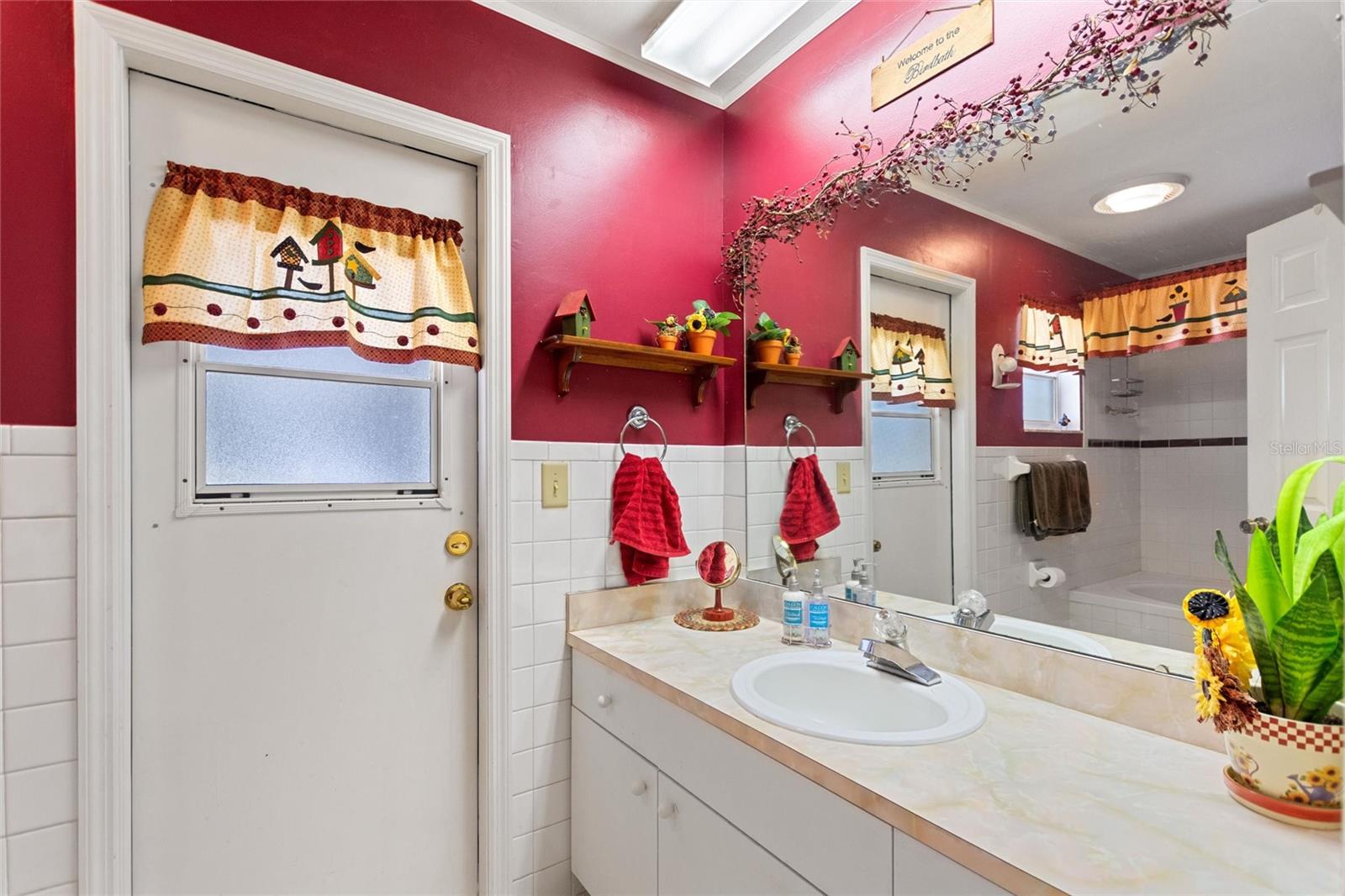 Image 25 of 84 For 2041 Allamanda Drive