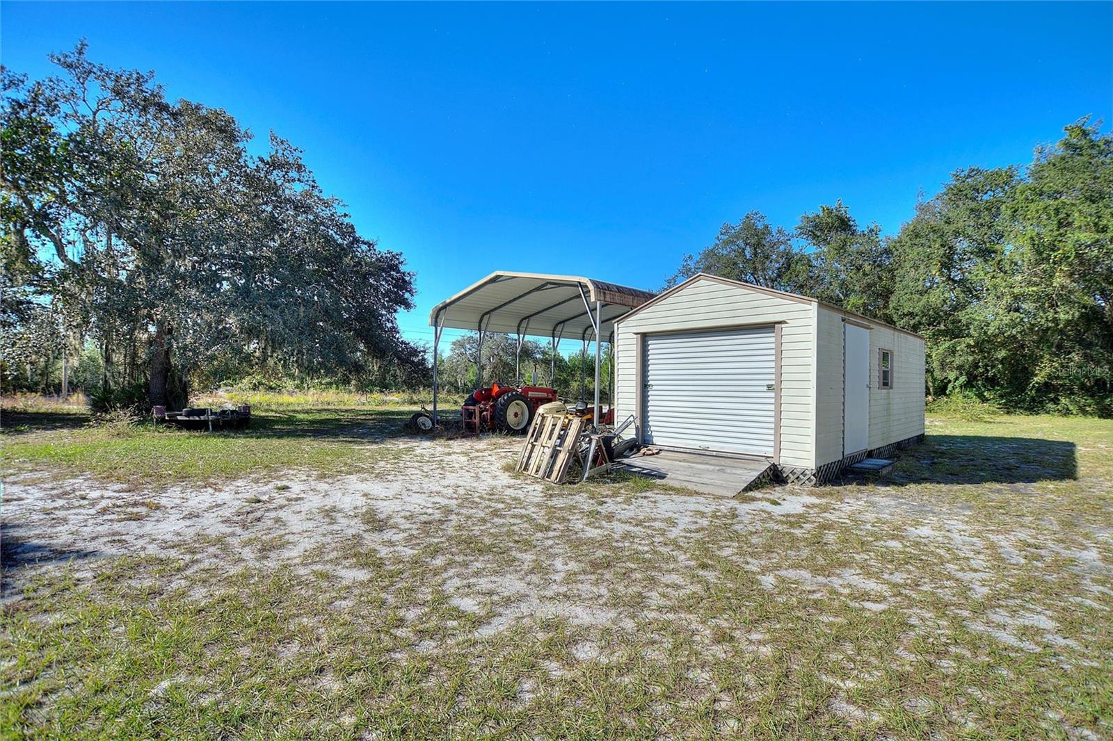 Image 31 of 84 For 2041 Allamanda Drive