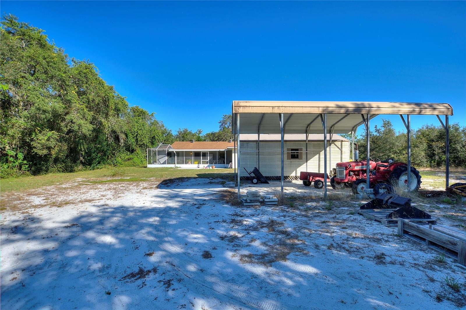 Image 32 of 84 For 2041 Allamanda Drive