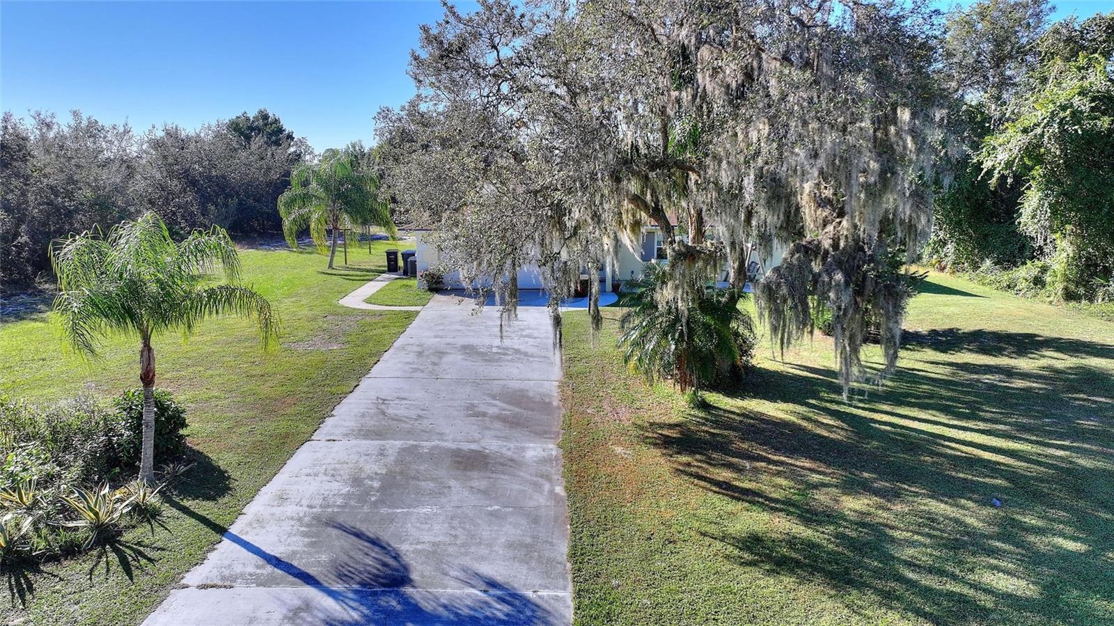 Image 34 of 84 For 2041 Allamanda Drive