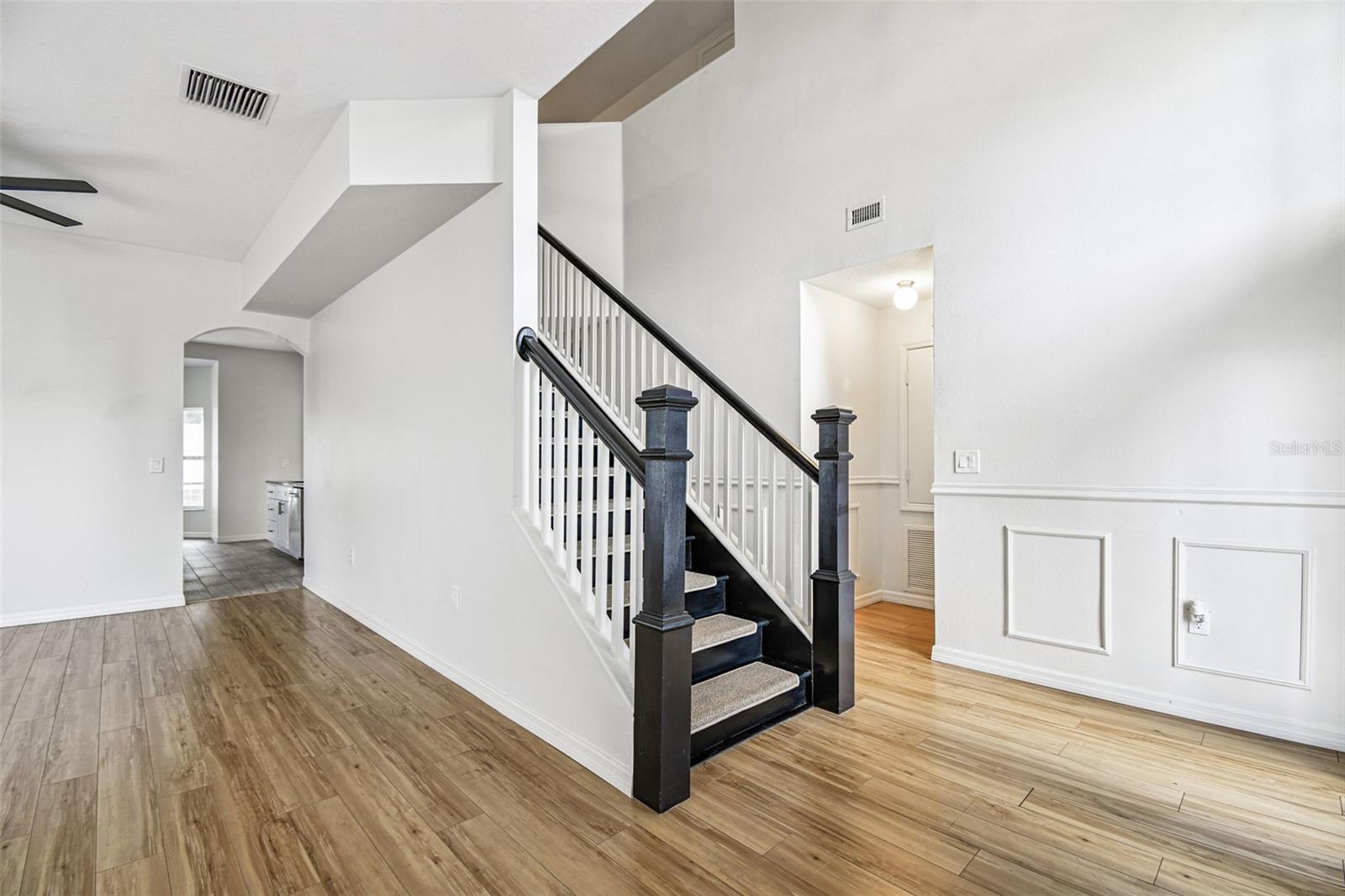 Image 17 of 42 For 11021 Sailbrooke Drive