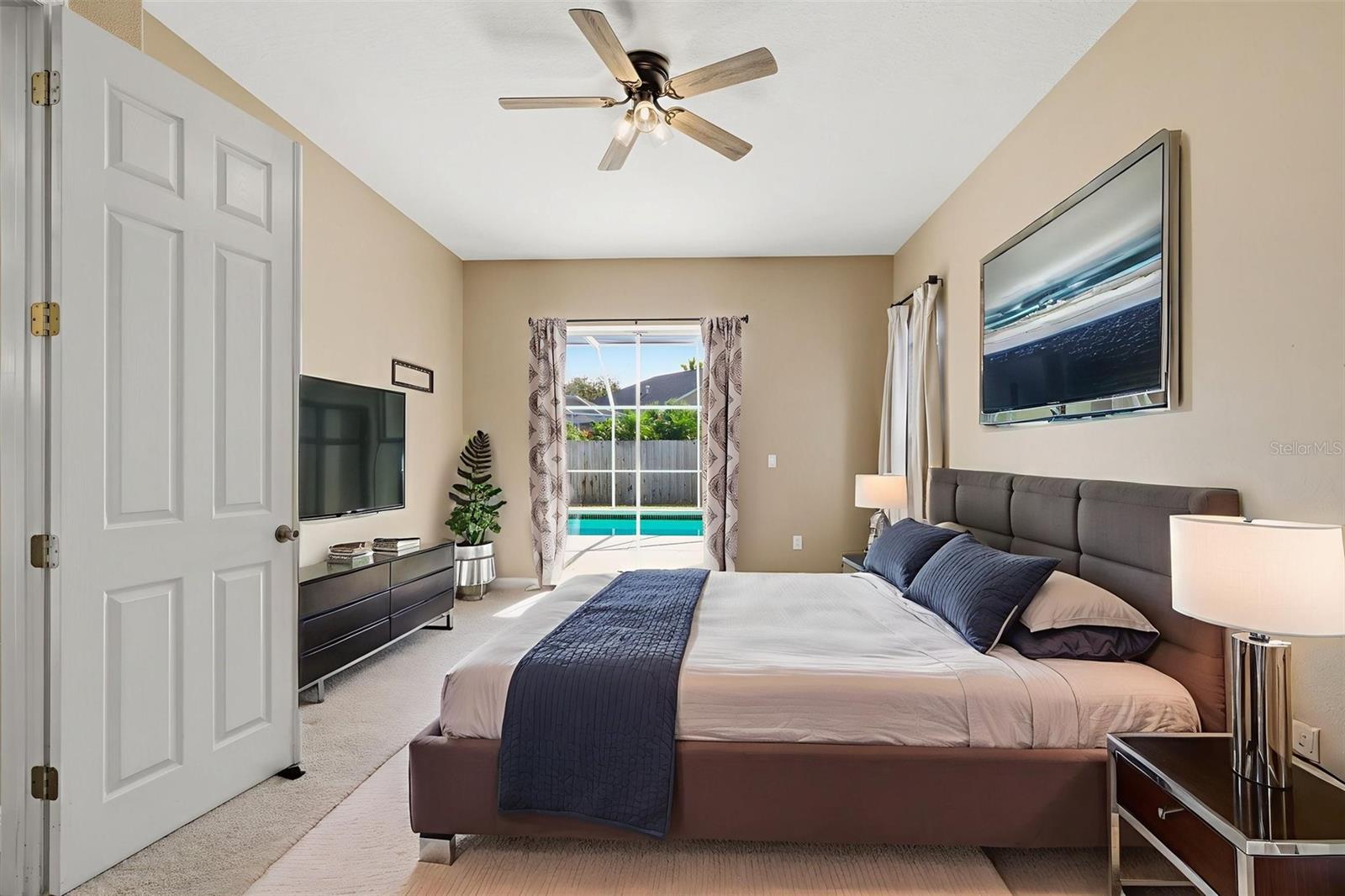 Image 17 of 27 For 19607 Intrigue Way